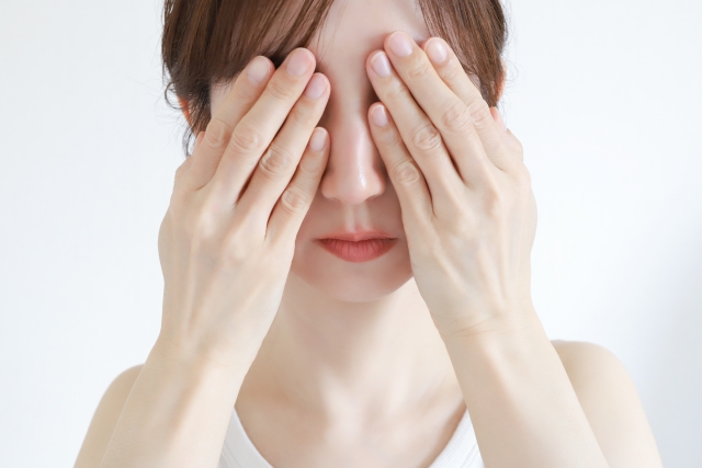 目が小さくても魅力的な人の共通点