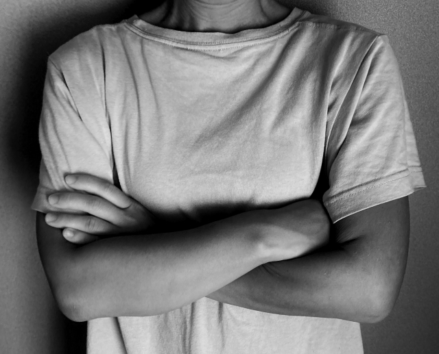 どこか威圧感を感じる人の特徴と対処法