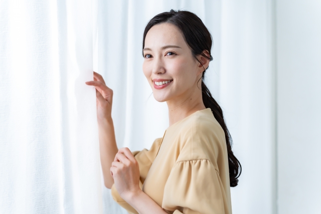 カーテン幅が足りない