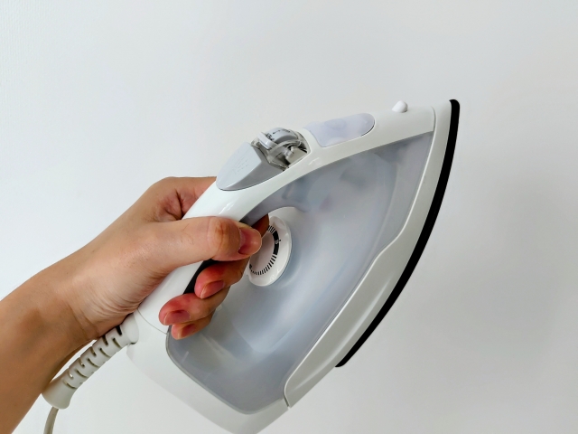 紙のしわを伸ばす手法