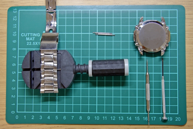 バネ棒外しの基本知識