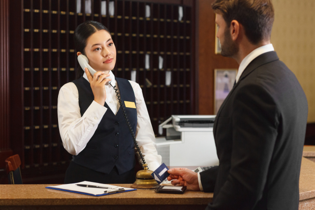 ホテルチェックイン遅れる時の対処法