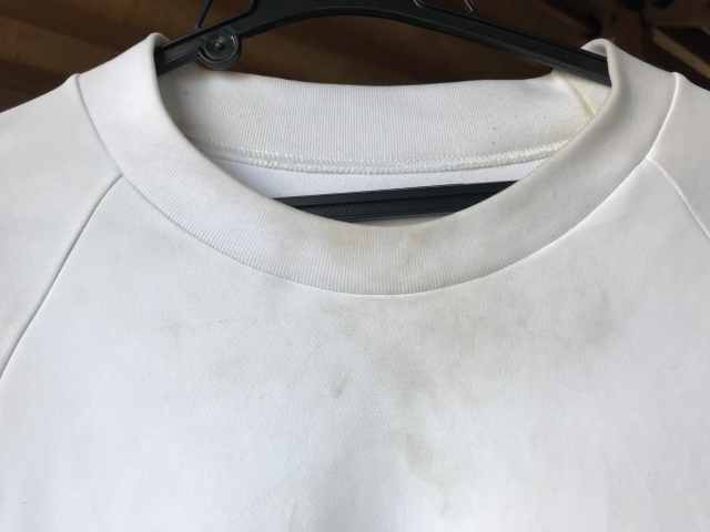 青い汗ジミを即落とす